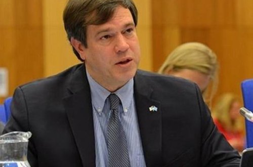 Amerikalı yeni həmsədr vəzifəsinin icrasına başlayıb