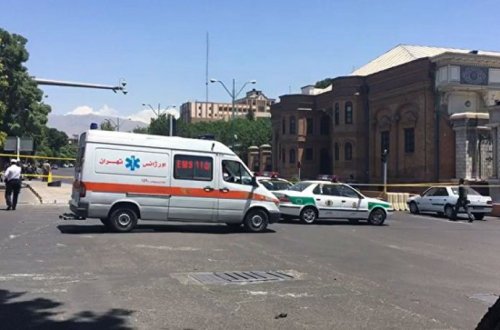 İranda məktəbli avtobusu aşıb: 12 ölü, 33 yaralı