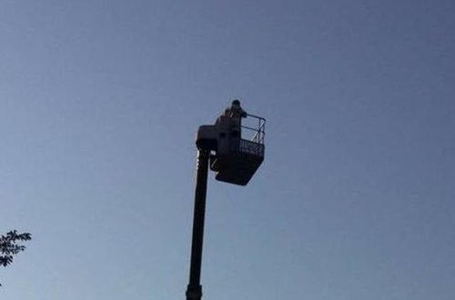 Sumqayıtda borclu kişinin başına oyun açdılar – FOTO