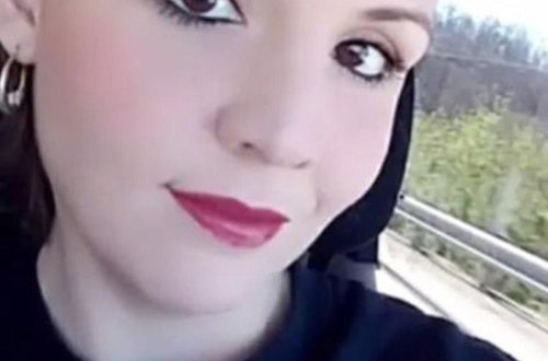 Uşaqlara çılpaq şəklini göndərən qadın müəllim tutuldu - FOTO