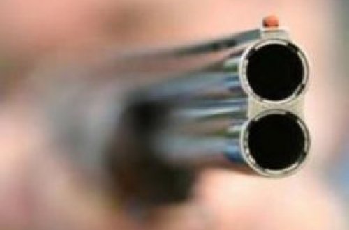 Gədəbəydə qadın güllələnib