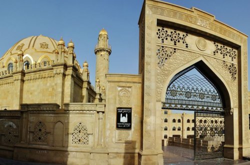 Qafqaz Müsəlmanları İdarəsi moizə və xütbələrə aid yeni kitab nəşr etdi