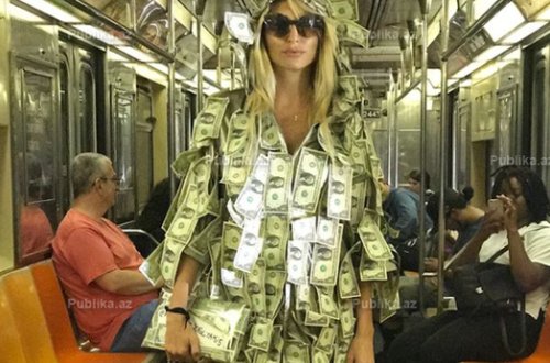 Metroda BİABIRÇILIQ! Qızı 