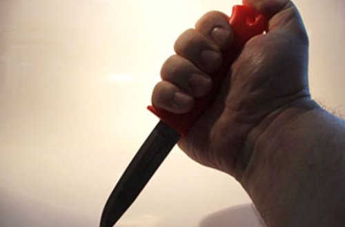 Sumqayıt sakini özünü bıçaqlayaraq intihar