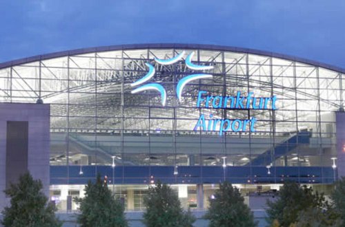 Almaniyada hava limanına gözyaşardıcı qazla hücum olub: xəsarət alanlar var