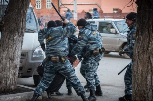 Ramil Canıyevin yas mərasiminə hücum edildi — Çelyabinskdə kriminal aləm