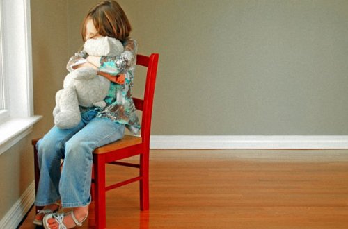 Azərbaycanda zorlanan 12 yaşlı qızın hamiləliyi 6 aya yaxınlaşır