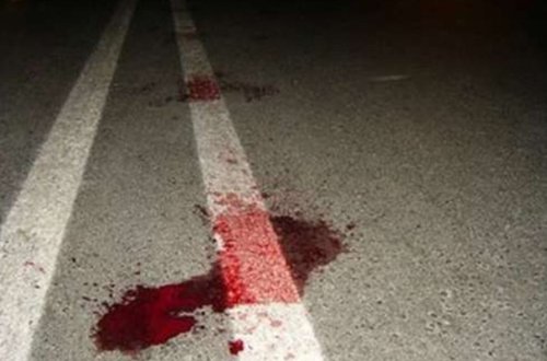 Yolu keçmək istəyən piyadanı maşın vurdu