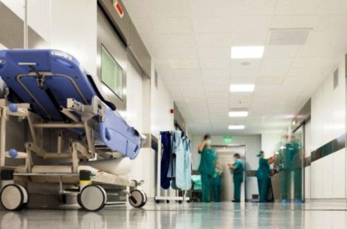 Azərbaycanda iki qardaş toyda bıçaqlanıb