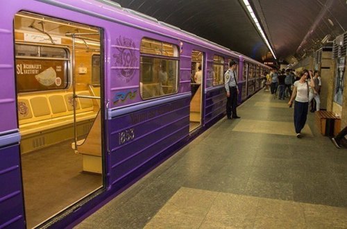 Metroda 2 dəqiqədən bir qatar gələcək