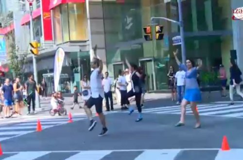 Kanadada küçədə Azərbaycan mahnıları: 