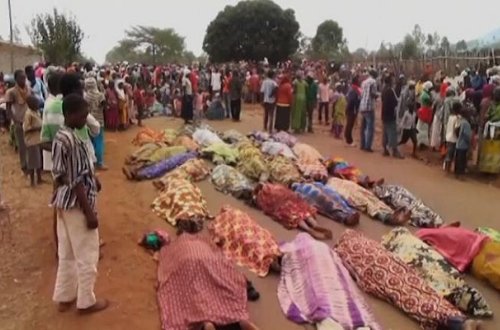 Qaçqınlara atəş açıldı - 37 ölü, 120 yaralı var