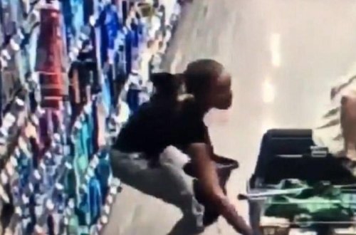 Alış-veriş edib kassaya gələn qadın gözlərinə inanmadı - Təhlükəsizlik kamerası çəkdi - VİDEO