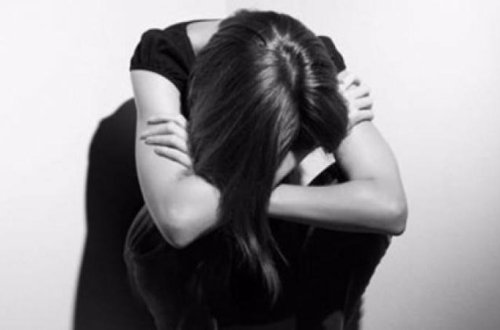 Bir gəlinini zorlayıb, digərini isə... - Qayınatadan TÜKÜRPƏDƏN ƏMƏLLƏR