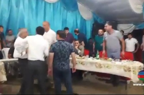 Masallıda toyda Rəşad Dağlı ilə Nicat arasında olan davanın görüntüləri yayıldı - VİDEO