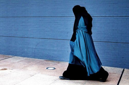 Avstriyada üzünü örtənlər cəzalanacaq - 150 avro cərimə