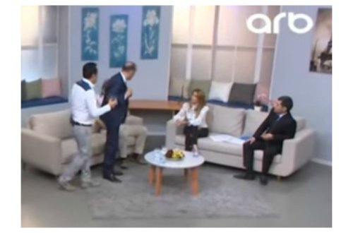 Nazim jurnalistlə hücum çəkdi: 