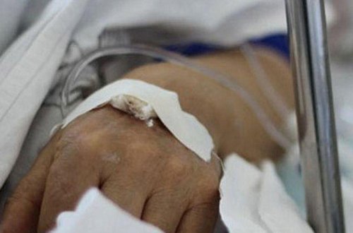 Bakıda kişini arvadı və uşaqları döydü