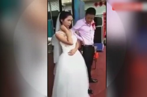 Gəlini öpmək istəyən bəyə gözlənilməz etiraz - VİDEO