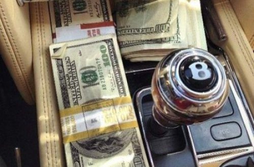 Ağdam “Qaçqınkom”nun krallar kimi kef edən oğlu – FOTOLAR