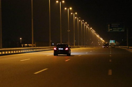 Bakıda sərnişin avtobusu piyadanı vurdu