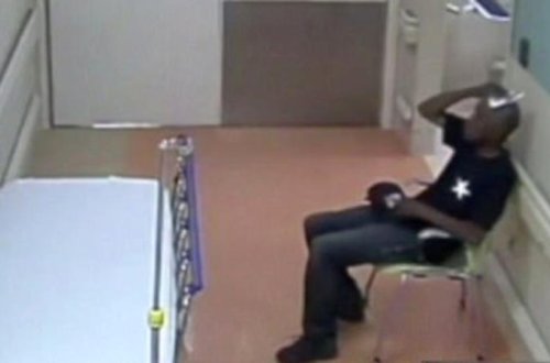 Xəstəni təcili tibbi yardımda unutdular: həkim gələnə qədər öldü - FOTO/VİDEO