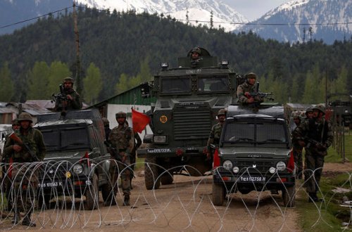 Hindistan ordusu dinc sakinlərə hücum etdi: ölənlər var