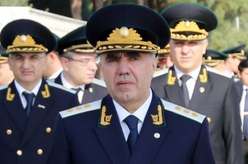 Zakir Qaralov: Xarici havadarlarından pul alanların qarşısını alırıq