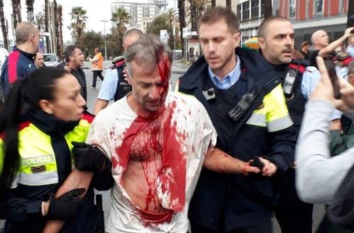 Kataloniyada qanlı referendum - Xeyli yaralı və həbs edilən var - YENİLƏNİB - VİDEO - FOTO