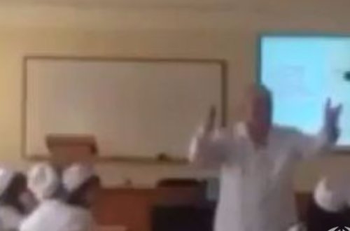 Tibb universitetində müəllimdən tələbəyə irad: 