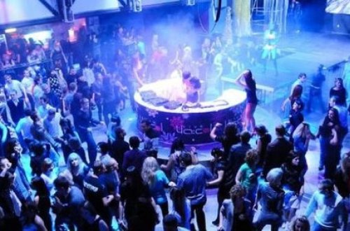 Azərbaycanda anadan barda işləyən qızına qarşı qandonduran əməl: 