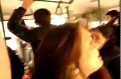 Avtobusda 26 yaşlı qızı döydülər