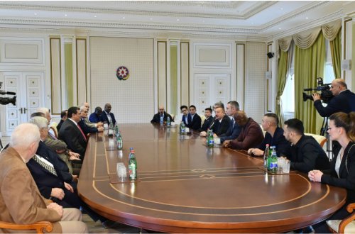 İlham Əliyev boksçuları qəbul etdi - YENİLƏNİB