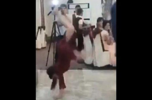 Bütün ölkə qadının toyda etdiklərindən danışır - VİDEO