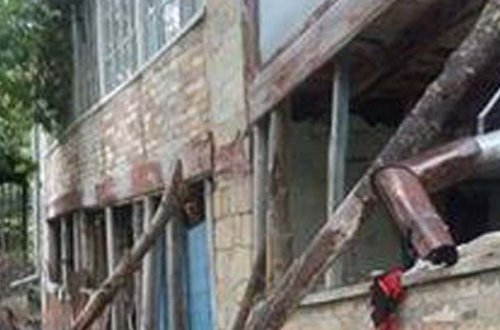 Ağsuda 70-ə yaxın ev qəzalı vəziyyətə düşdü