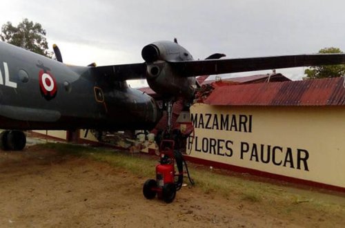 Təyyarə polis məntəqəsinə çırpılıb - Video