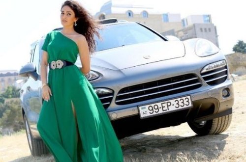 Pərvin Abıyevanın “Porsche”si cərimə meydançasına aparıldı – FOTO