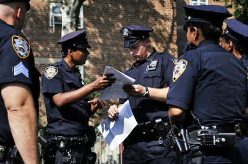 Nyu-York polisi məktəbi güllələməklə hədələyən yeniyetməni saxladı