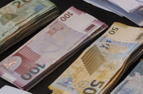 Bakıda biznesmenə 20 min manat 