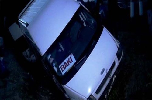 Şamaxıda mikroavtobus “Mercedes”lə toqquşdu - 2 yaralı