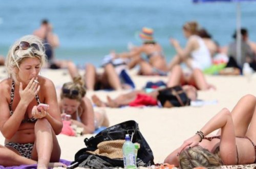 Tailandda çimərlikdə siqaret qadağan edilir