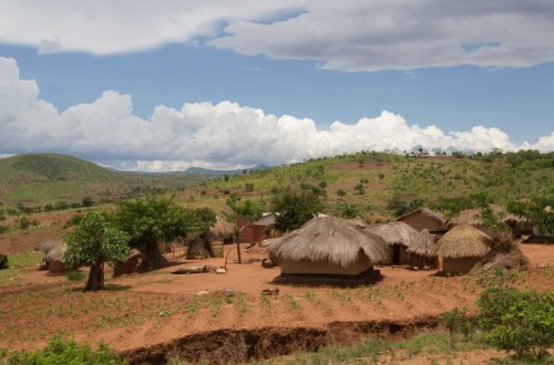 Bu bölgədə vampirlər peyda olub- İnsanların qanını içirlər-FOTOLAR