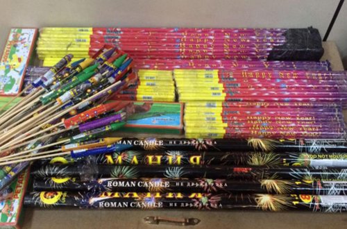 Gömrükdə fişəng tutuldu