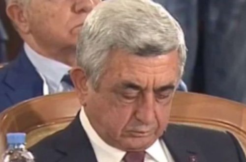 Sarkisyan prezidentlərin görüşündə yatdı – VİDEO