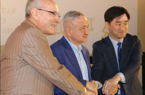 Vaqif Mustafayevə Çin telekanalında vəzifə verildi
