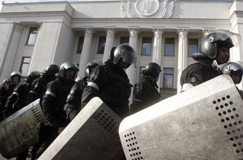 Saakaşvili tərəfdarları Kiyevdə mitinqə başladılar