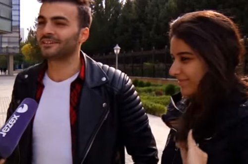 Bufetdə qıza evlilik təklifi edən oğlan danışdı - Video