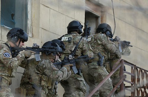 DTX əməliyyat keçirdi — Yarım milyondan çox saxta aksiz markası saxlanıldı