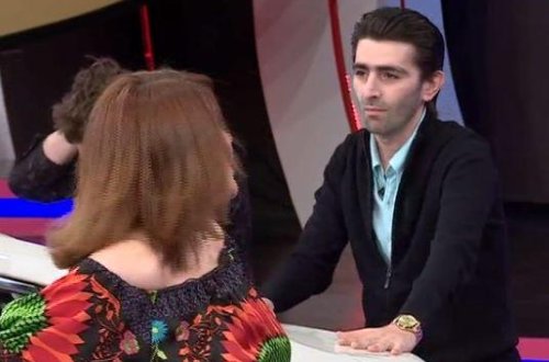 Xatun əlini çəkdi, amma şouda qaldı - 