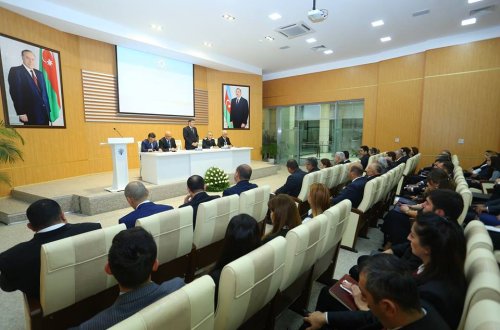 Binəqədi rayonunda 2017-ci ilin 9 ayının yekunları və qarşıda duran vəzifələrə həsr olunmuş hesabat yığıncağı keçirildi.